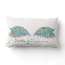 El maquillaje de Purpurina plateado azota grandios