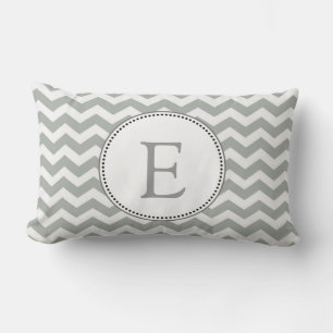 Cojín Lumbar Elegante zigzag de Chevron gris y blanco clásico