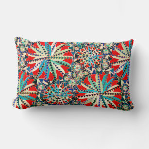 Cojín Lumbar Estampa tribal de mandala, rojo, azul y crema