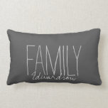 Cojín Lumbar Familia gris oscuro moderna del apellido<br><div class="desc">Almohada gris oscuro moderna del lumbar de la familia del apellido.
Usted puede cambiar fácilmente el texto y el nombre.</div>