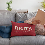 Cojín Lumbar Familia moderna coincidente Minimalista Feliz Navi<br><div class="desc">Añada vibraciones de Navidades cómodos con nuestro FERRY Family Name Pillow! 🎄 Personalizar con su texto. ¡Magia minimalista para tu acogedor nido! 🎅 #MerryFamilyPillow #ChristmasDecor</div>