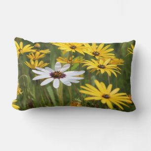 Cojín Lumbar Flores blancas amarillas Sunny y Pillow Positivo