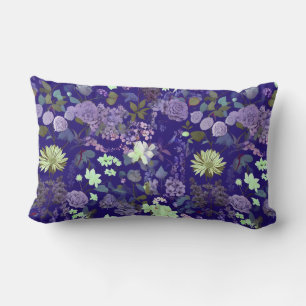 Cojín Lumbar Flores con un ambiente elegante y misterioso