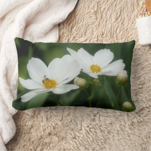 Cojín Lumbar Flores de Cosmos y Abeja  