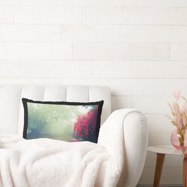 Cojín Lumbar Foto escénica de Misty Railroad Tracks (Sofá)