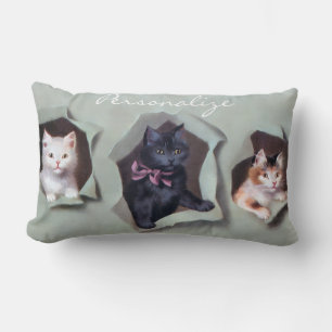 Cojín Lumbar Gatitos vintage rompiendo papel de regalo lindos