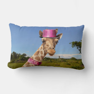 Cojín Lumbar Giraffe en gorra rosa brillante