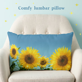 Cojín Lumbar Girasoles elegantes sobre tonos azul cielo