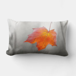 Cojín Lumbar Hoja de arce roja - Otoño místico