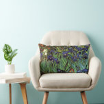 Cojín Lumbar Irises de Vincent van Gogh, Arte de Jardín Vintage<br><div class="desc">Irises (1889) de Vincent van Gogh es un bello arte vintage post impresionsionismo paisaje floral con un jardín con iris morado barbudo cultivado por amapolas naranjas. Una sola flor blanca de iris está floreciendo al borde. Sobre el artista: Vincent Willem van Gogh (1853-1890) fue uno de los pintores más famosos...</div>