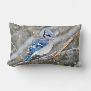 Cojín Lumbar Jay azul en tormenta de nieve