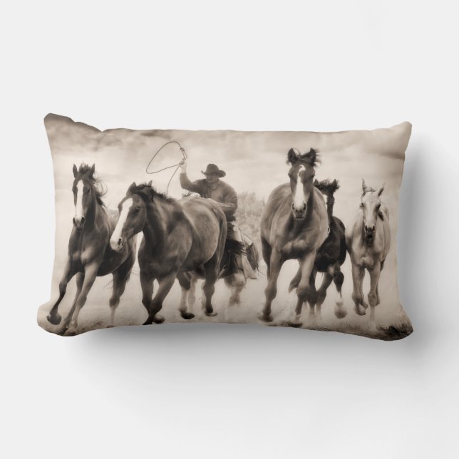 Cojín Lumbar La persecución (Anverso)