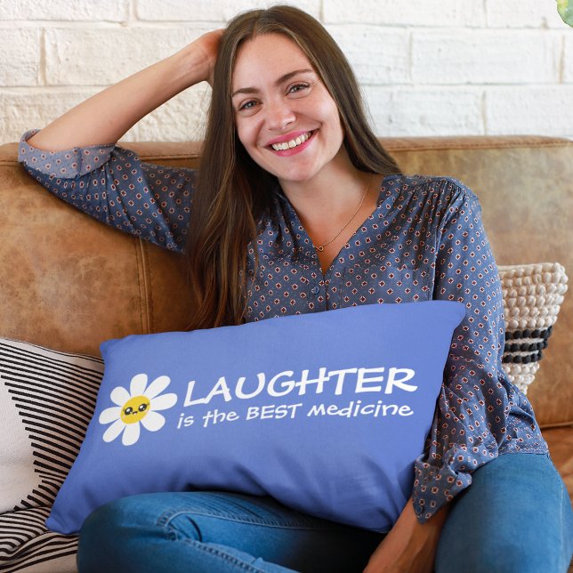 Cojín Lumbar La Risas Es La Mejor Medicina Daisy Pillow (Cheer yourself or someone else up with this, "Laughter is the best medicine" pillow! )
