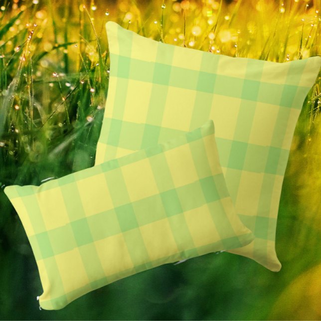 Cojín Lumbar Lemon Yellow Lime Green Rustic Plaid Check (Welcome spring with this lemon lime plaid!)