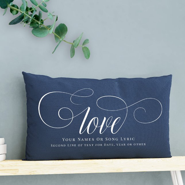 Cojín Lumbar Letras de personalizado DIY Script Love Couple Kee (Love, DIY style! Our script calligraphy pillow, a custom keepsake for couples.)