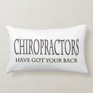 Cojín Lumbar Los Chiropractors tienen su parte posterior