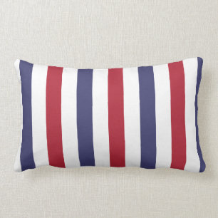 Cojín Lumbar Los E.E.U.U. señalan rojo por medio de una bandera