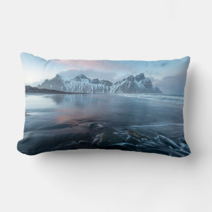 Cojín Lumbar Luz asombrosa en Islandia el Stokksnes,