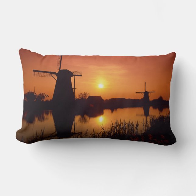 Cojín Lumbar Molinos de viento al atardecer, Kinderdijk, Países (Anverso)