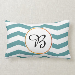 Cojín Lumbar monograma y galón modelados