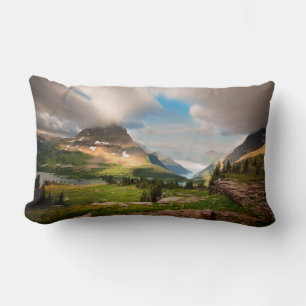 Cojín Lumbar Montañas nubosas   Lago alpino