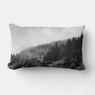 Cojín Lumbar Naturaleza mágica, fresca en niebla