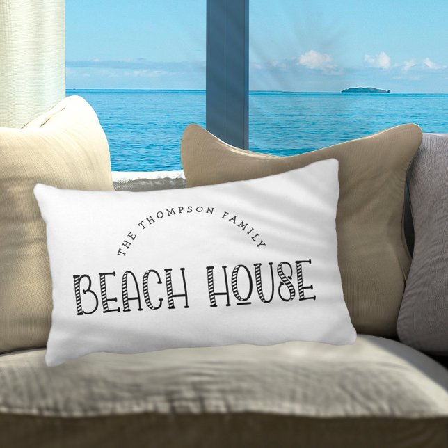 Cojín Lumbar Nombre de familia rusa Casa de playa Texto Blanco (Subido por el creador)