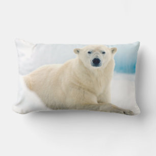 Cojín Lumbar oso polar adulto con gran jabalí en el hielo de ve