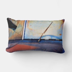 Cojín Lumbar Parabrisas de un viejo camión oxidado