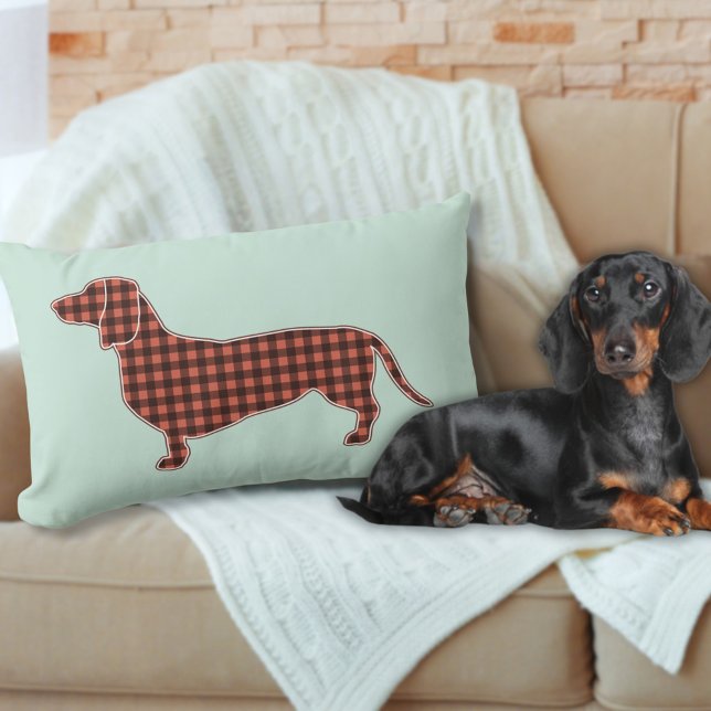 Cojín Lumbar Perfil de Gingham Black y Tan Dachshund - Mint (Our gingham Black and Tan Dachshund pillow works with so many classic styles.)