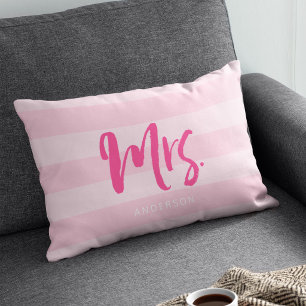 Cojín Lumbar Personalizar con Nombre Sra. Rayas Rosadas Elegant