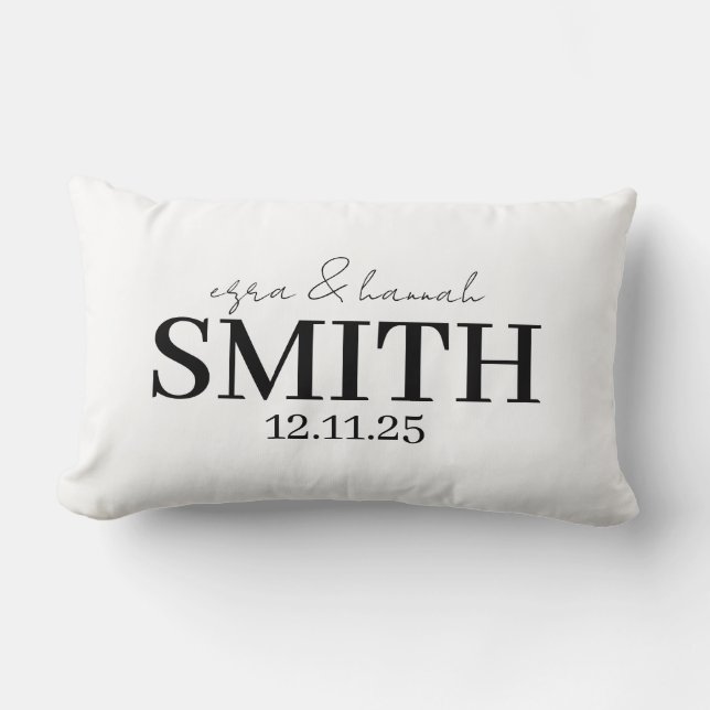 Cojín Lumbar Personalized Wedding Pillow, Last Name & Date (Anverso)