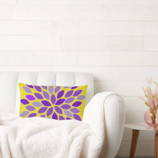 Cojín Lumbar Pilar de flores de crisantemo morado y amarillo