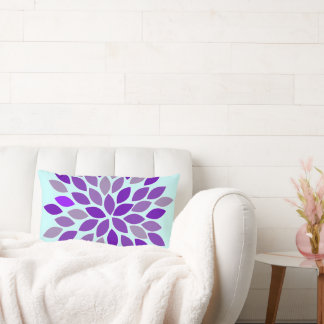 Cojín Lumbar Pilar moderno de flores moradas y Aqua Starburst