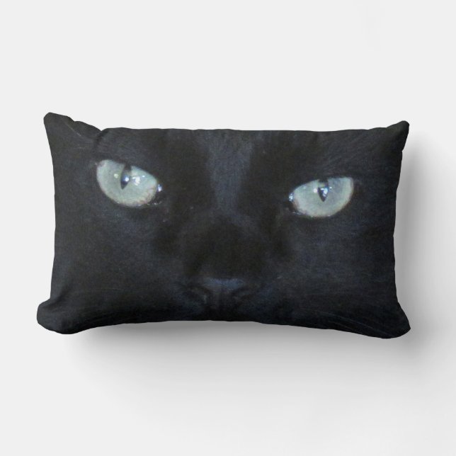 Cojín Lumbar Pillow - Ojos verdes de gato negro (Anverso)