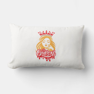 Cojín Lumbar Queen Design – Tipografía de Corona Real Elegante
