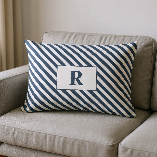 Cojín Lumbar Rayas Azules y Blancas Monogramadas (Subido por el creador)