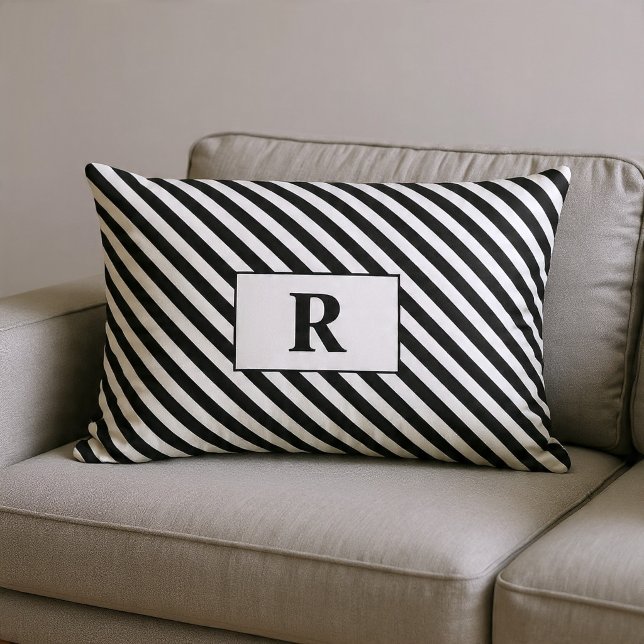 Cojín Lumbar Rayas Negras/Blancas Monogramadas (Subido por el creador)