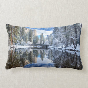 Cojín Lumbar Reflexión del invierno en Yosemite