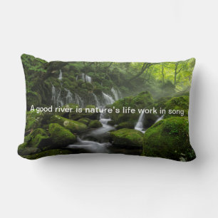 Cojín Lumbar Río - Selva verde - Mezcla de citas
