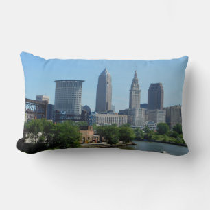 Cojín Lumbar River View Cleveland Ohio Pillow