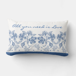 Cojín Lumbar Romántico Texto de amor Indigo Blue Floral Border