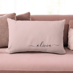 Cojín Lumbar Rubor Dusty Pink Girly Script Monograma Nombre mod