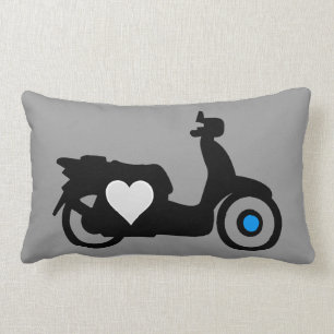 COJÍN LUMBAR SCOOTER DE RETRO CLÁSICO SILHOUETTE Y CORAZÓN