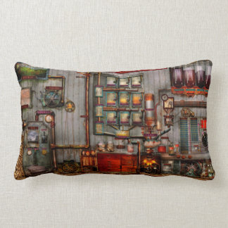 Cojín Lumbar Steampunk - café - el fabricante de café de la