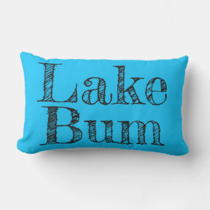 Cojín Lumbar tipografía de LAKE BUM azul brillante y negro