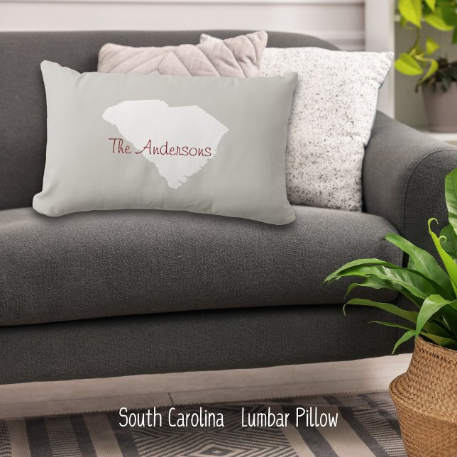 Cojín Lumbar Tira de familia estatal de Carolina del Sur (Dress up the family room with a personalized lumbar pillow! 2- sided design is perfect for any sofa!)