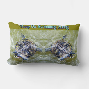 Cojín Lumbar Tortuga de baño dice hola