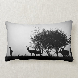 Cojín Lumbar Una imagen de algunos ciervos en la niebla de la