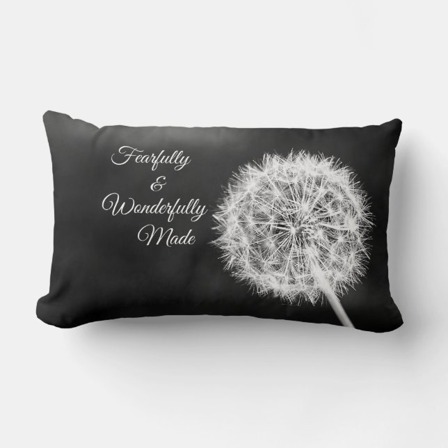 Cojín Lumbar Verso de la Biblia hecha con miedo y maravilla (Anverso)